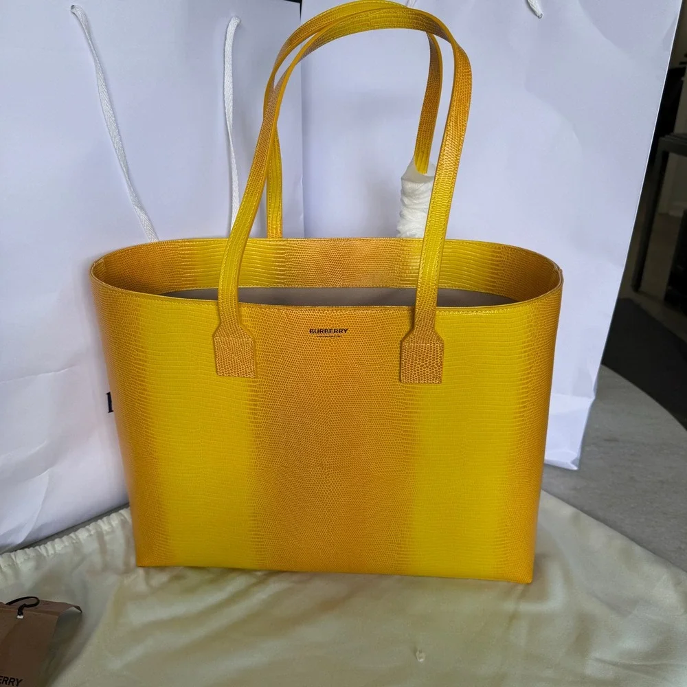 Burberry London Tote Bag Yellow Lizard Embossed Leather Shopper Handbag New‎
